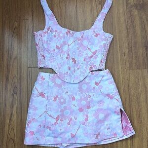 Amanda Uprichard Set